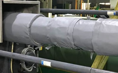 注塑機(jī)<a href=http://m.fyxl.com.cn/e/tags/?tagname=%E4%BF%9D%E6%B8%A9%E8%A1%A3 target=_blank class=infotextkey>保溫衣</a>的好處